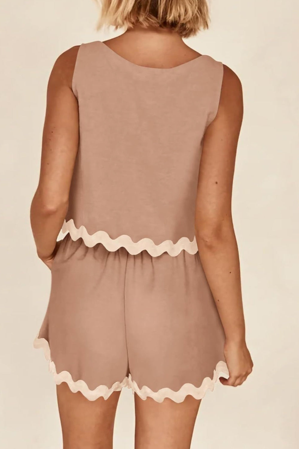 "Greenlie" Contrast Trim Sleeveless Top and Shorts Set