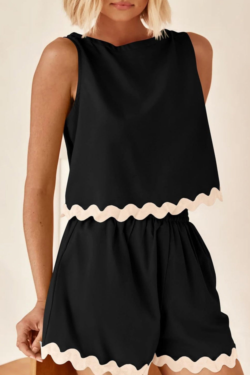 "Greenlie" Contrast Trim Sleeveless Top and Shorts Set