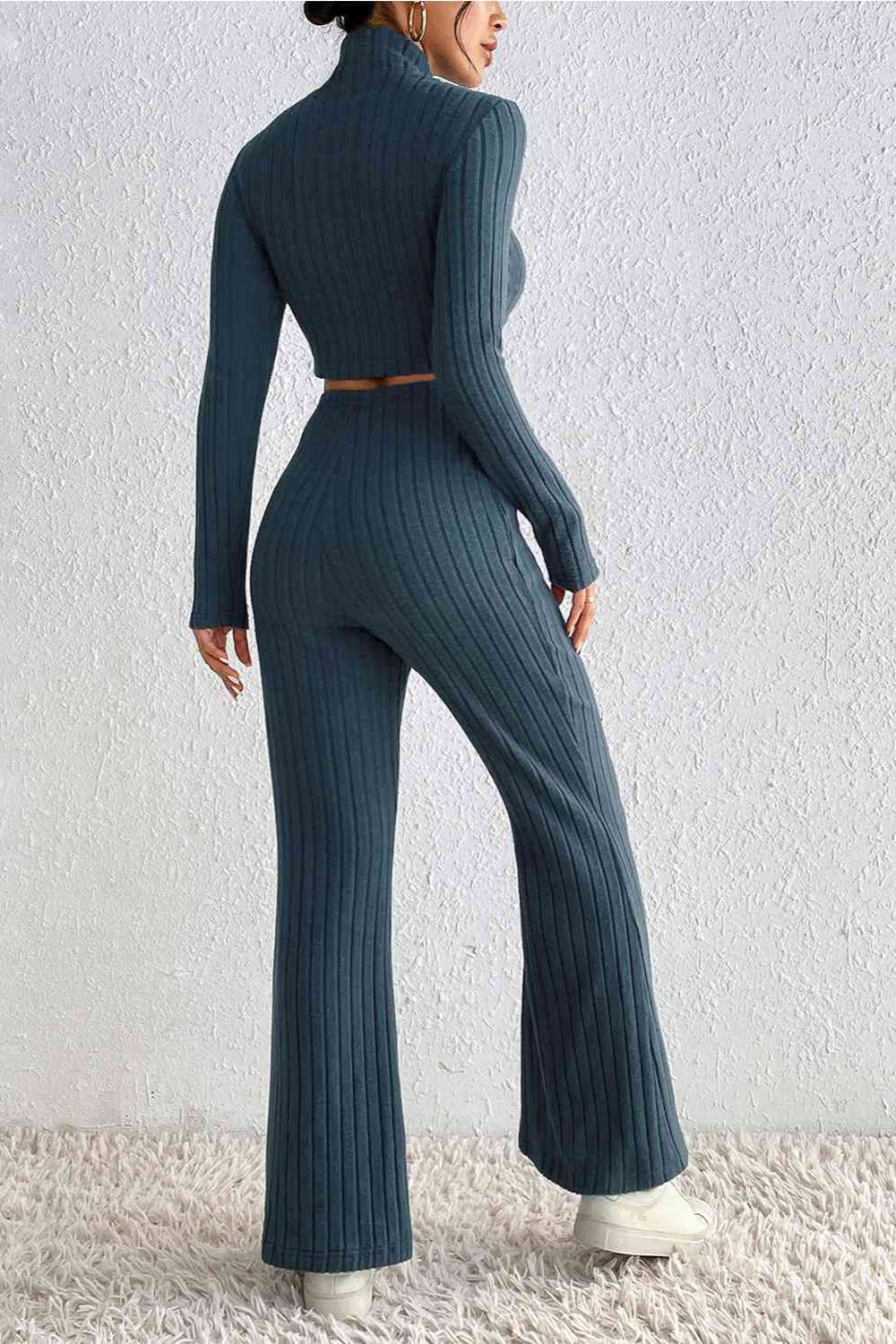 
                  
                    'Peyton' Ribbed Mock Neck Cropped Sweater & High Waist Pants Set
                  
                