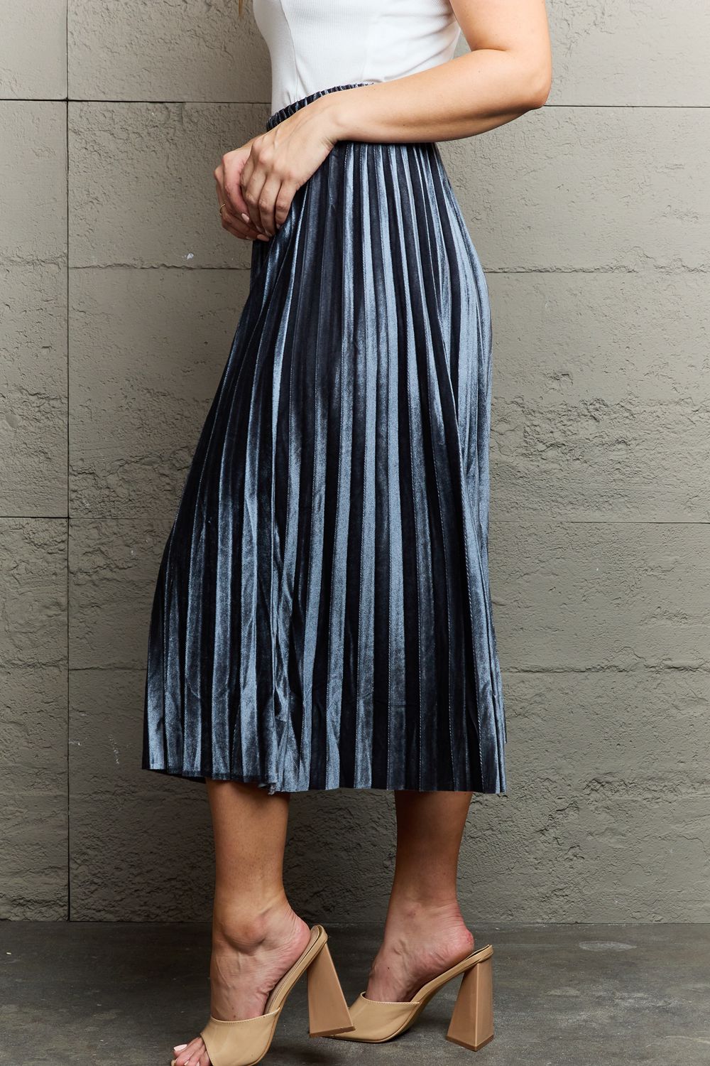 
                  
                    'Nancy'  Pleated Flowy Midi Skirt
                  
                