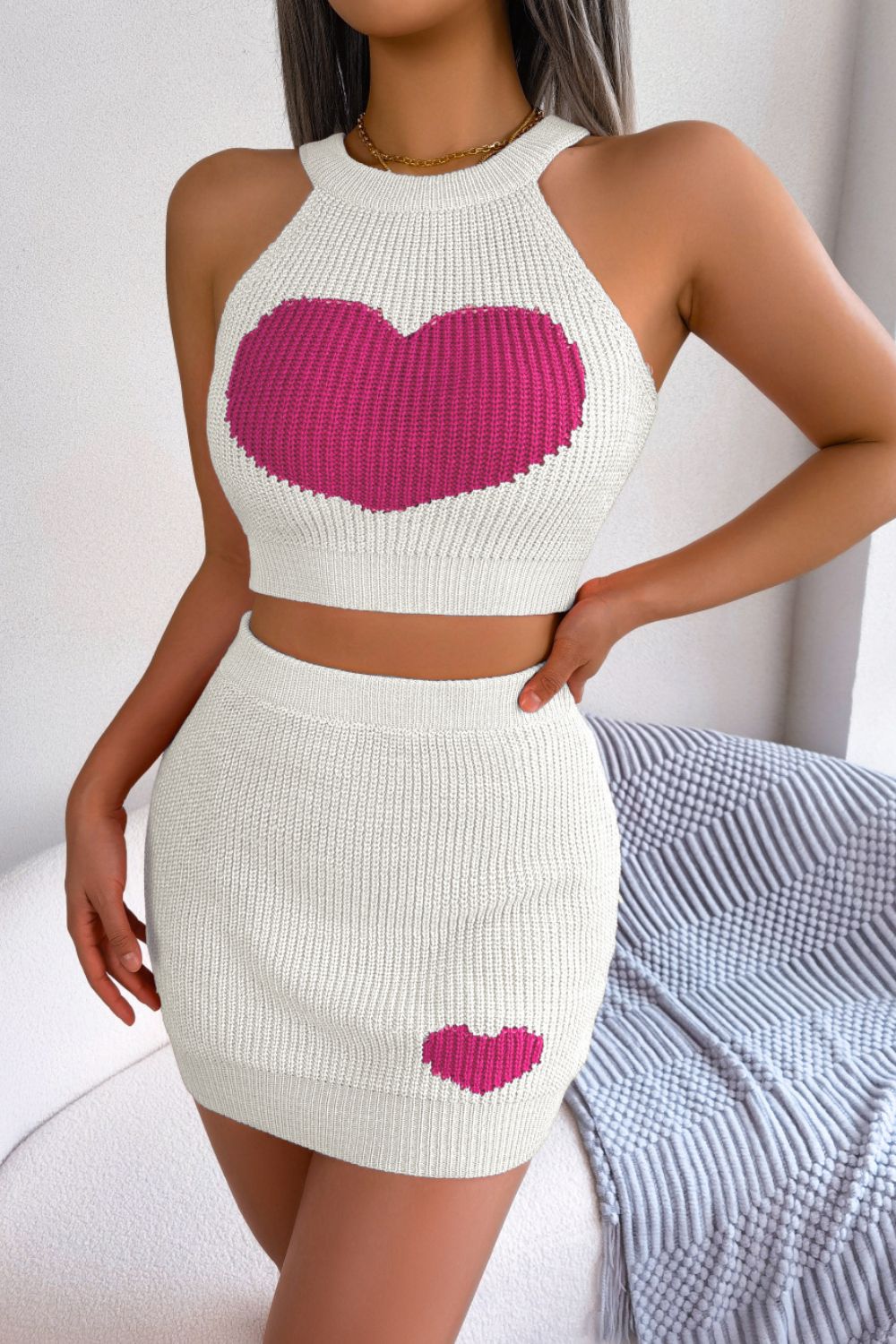 
                  
                    'Lovely' Heart Contrast Ribbed Sleeveless Knit Top and Skirt Set
                  
                